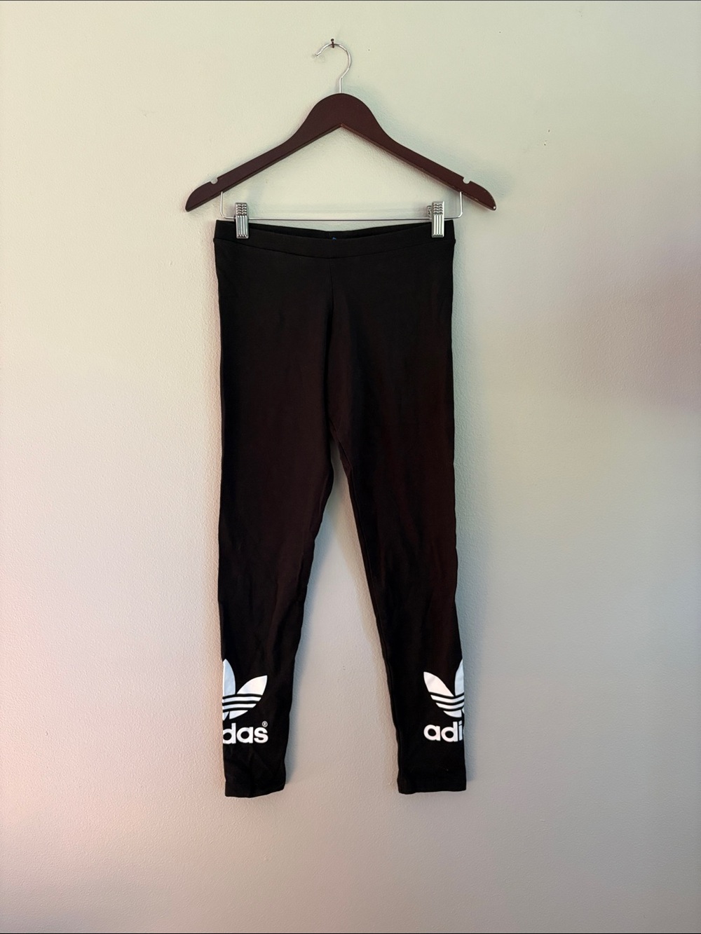 Black leggings Adidas logo Size S